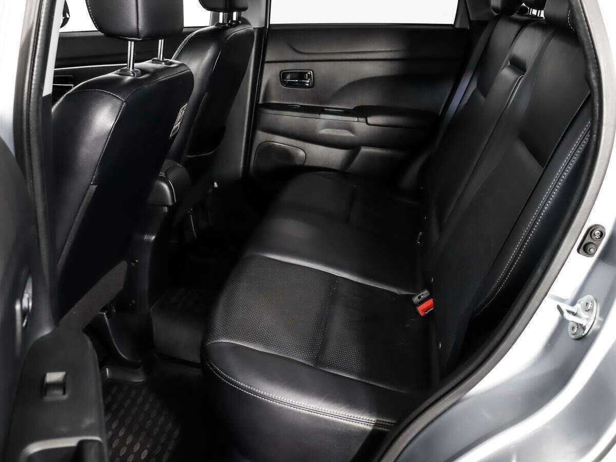 Купить Mitsubishi ASX с пробегом. Фото: #7