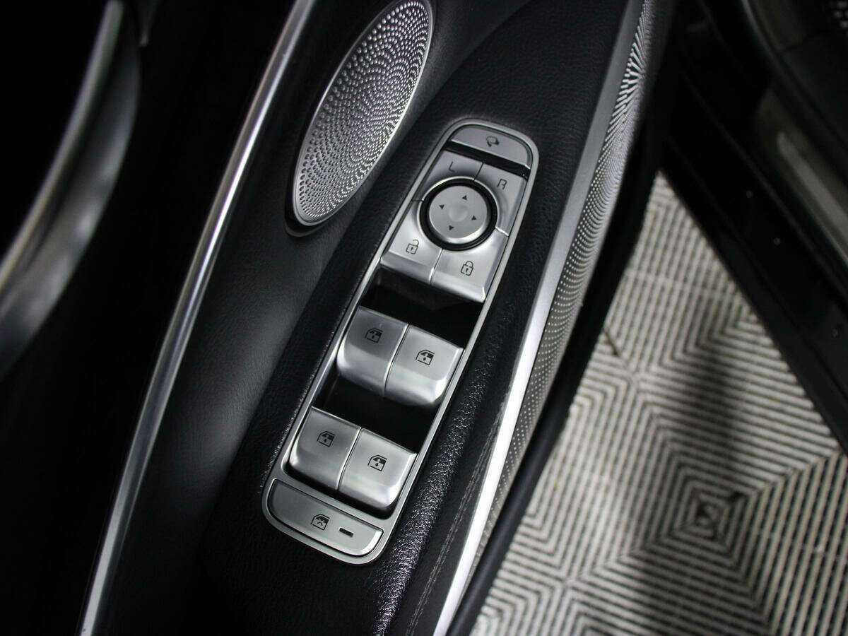 Купить Kia K900 с пробегом. Фото: #15