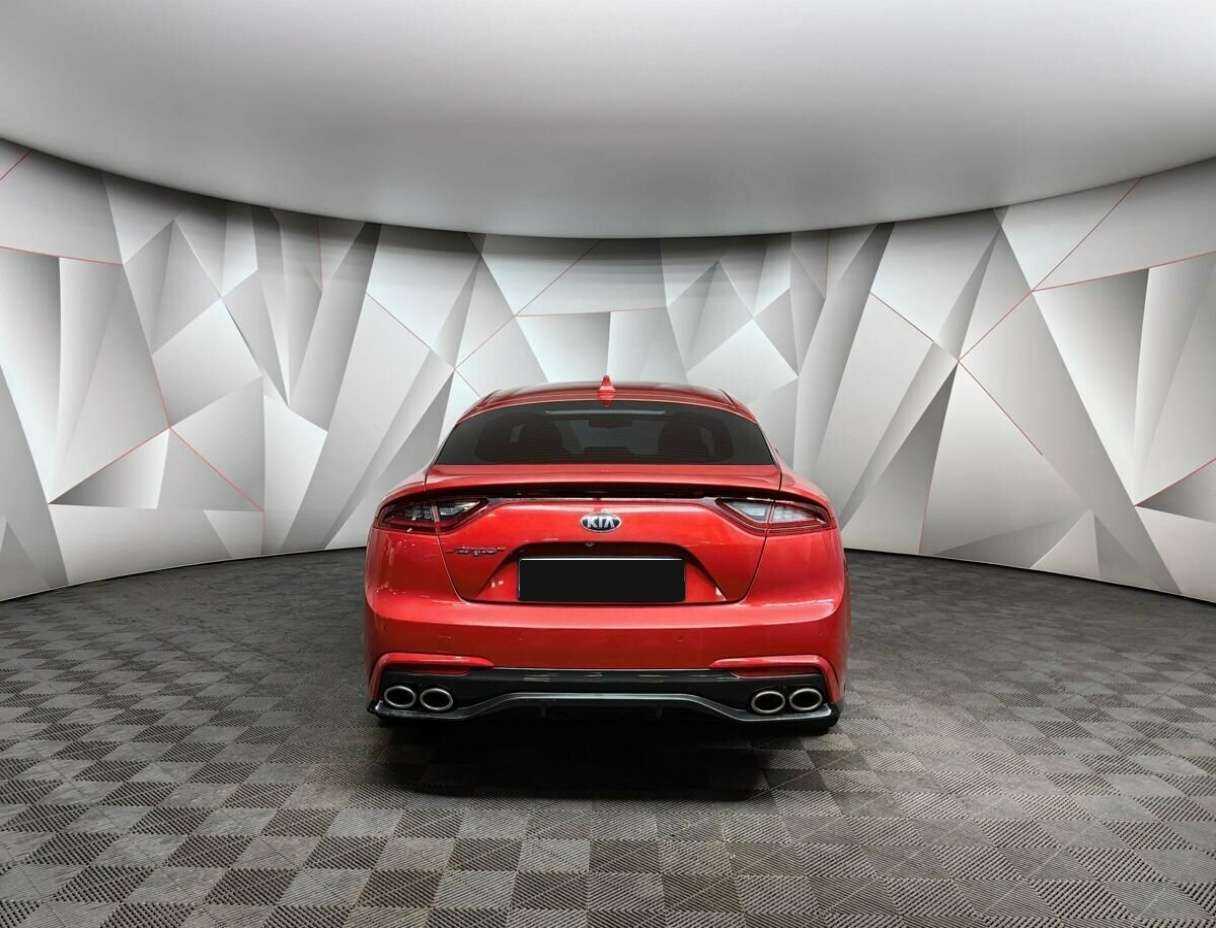 Купить Kia Stinger с пробегом. Фото: #7