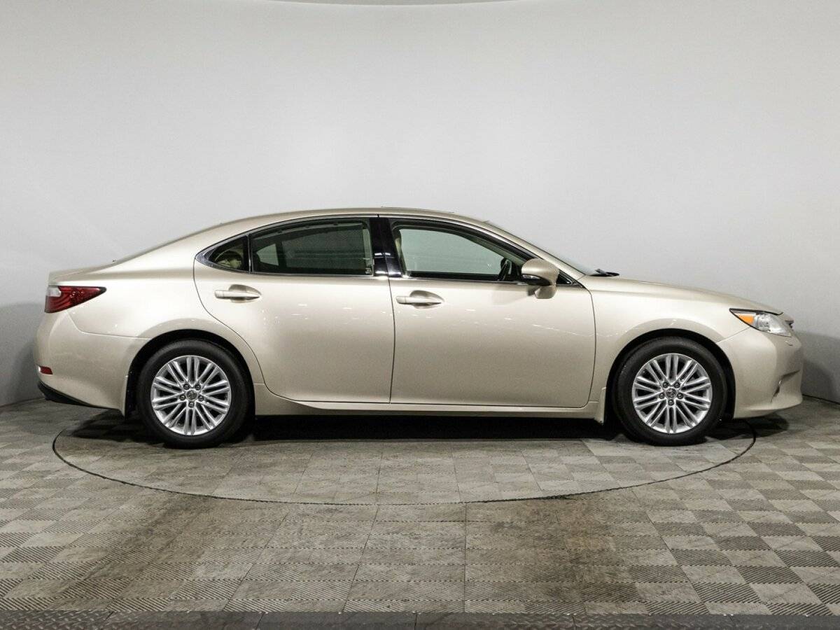 Купить Lexus ES с пробегом. Фото: #3