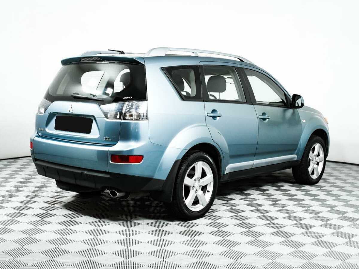 Купить Mitsubishi Outlander с пробегом. Фото: #4