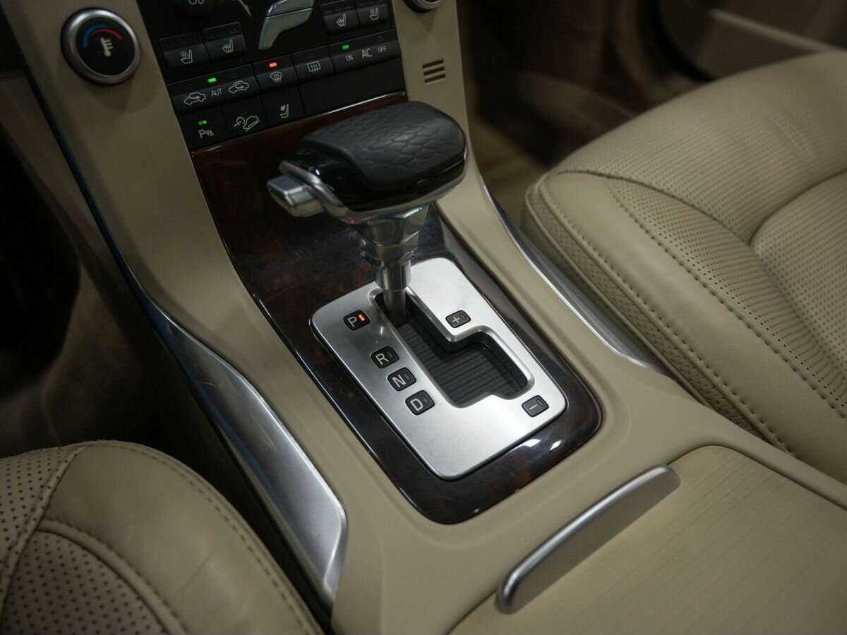 Купить Volvo XC70 с пробегом. Фото: #25