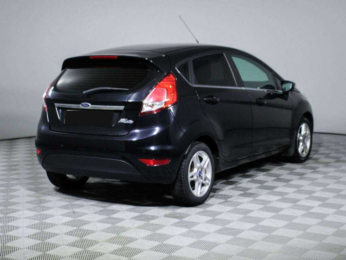 Купить Ford Fiesta с пробегом. Фото: #4