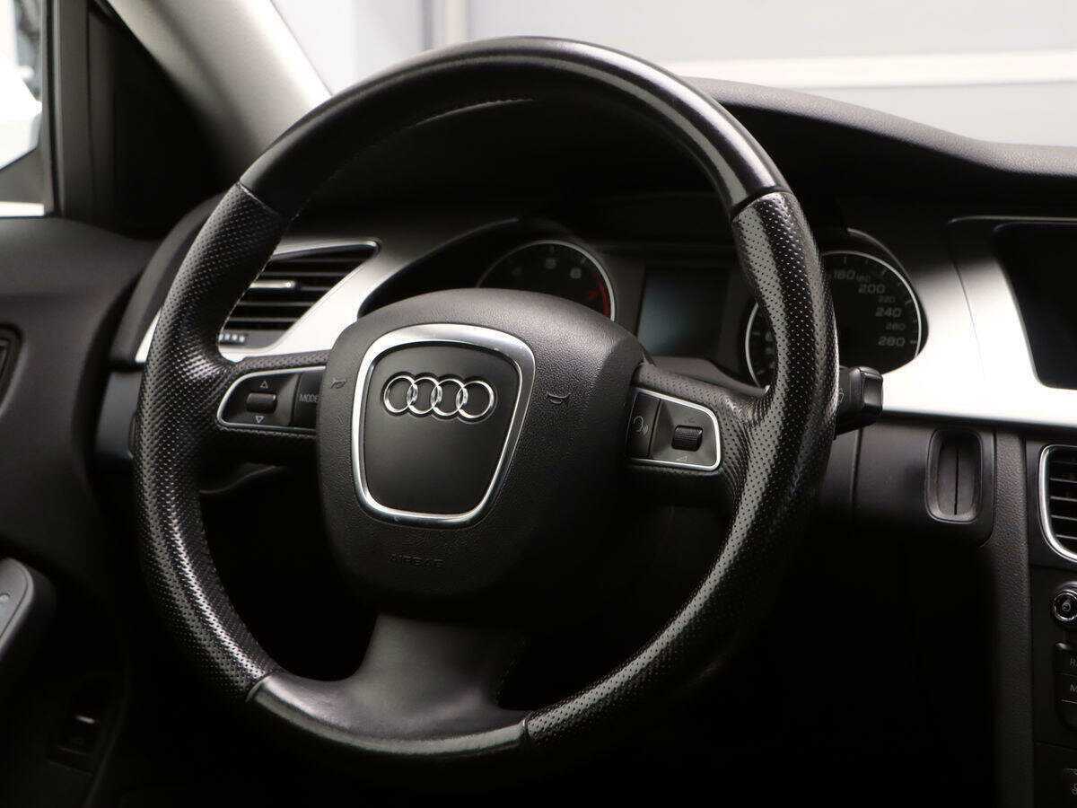 Купить Audi A4 с пробегом. Фото: #9