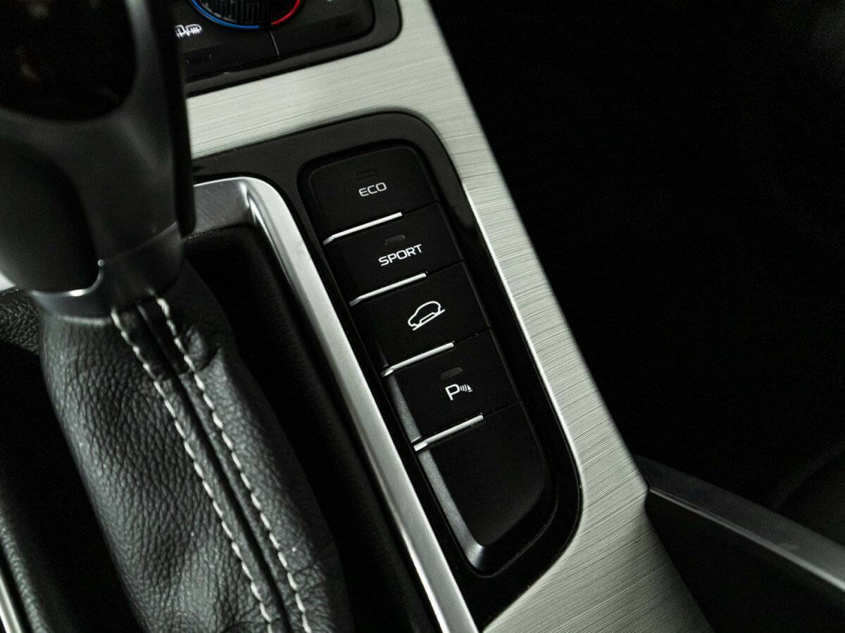 Купить Geely Atlas с пробегом. Фото: #17