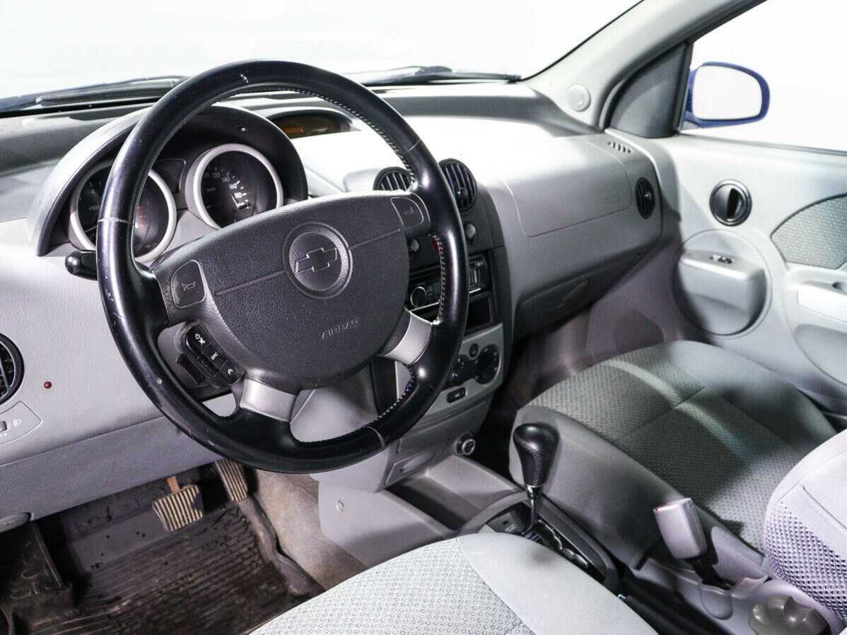 Купить Chevrolet Aveo с пробегом. Фото: #13