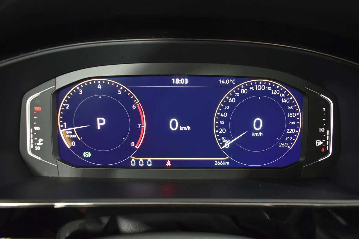Купить Volkswagen Passat с пробегом. Фото: #17
