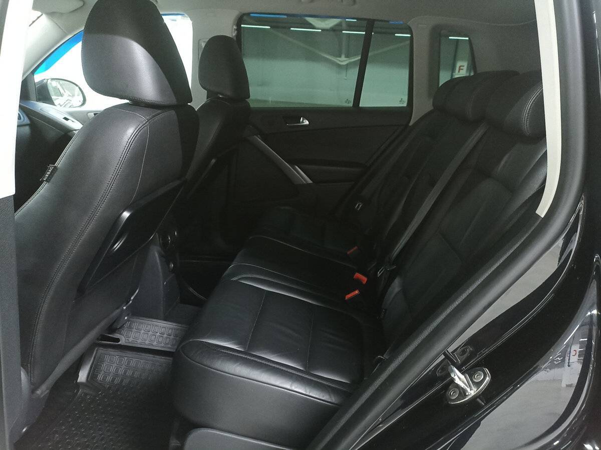 Купить Volkswagen Tiguan с пробегом. Фото: #11