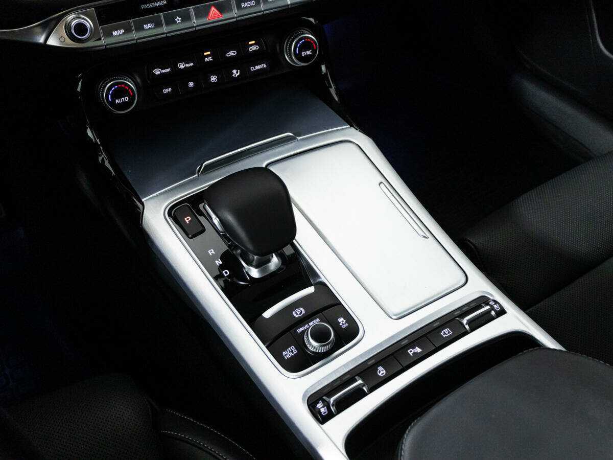 Купить Kia Stinger с пробегом. Фото: #18