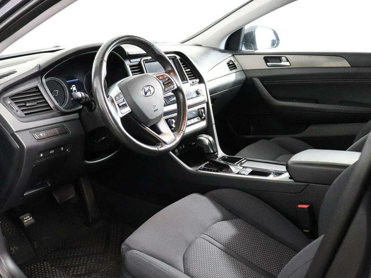 Купить Hyundai Sonata с пробегом. Фото: #7