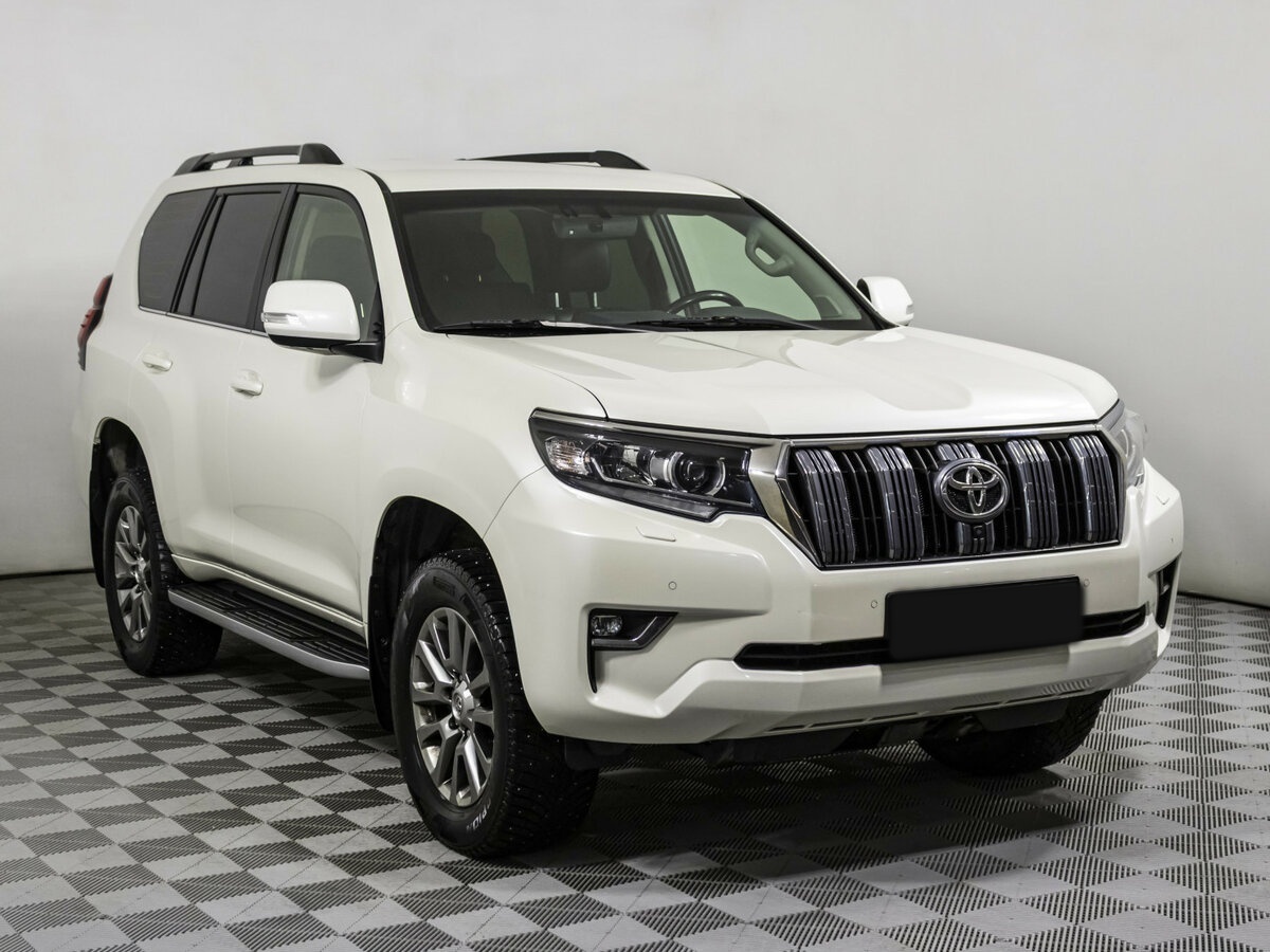 Купить Toyota Land Cruiser Prado с пробегом. Фото: #2