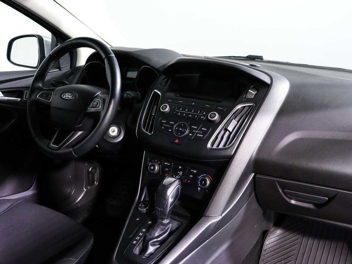 Купить Ford Focus с пробегом. Фото: #9