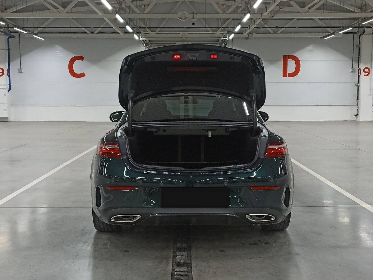 Купить Mercedes-Benz E-Класс с пробегом. Фото: #9