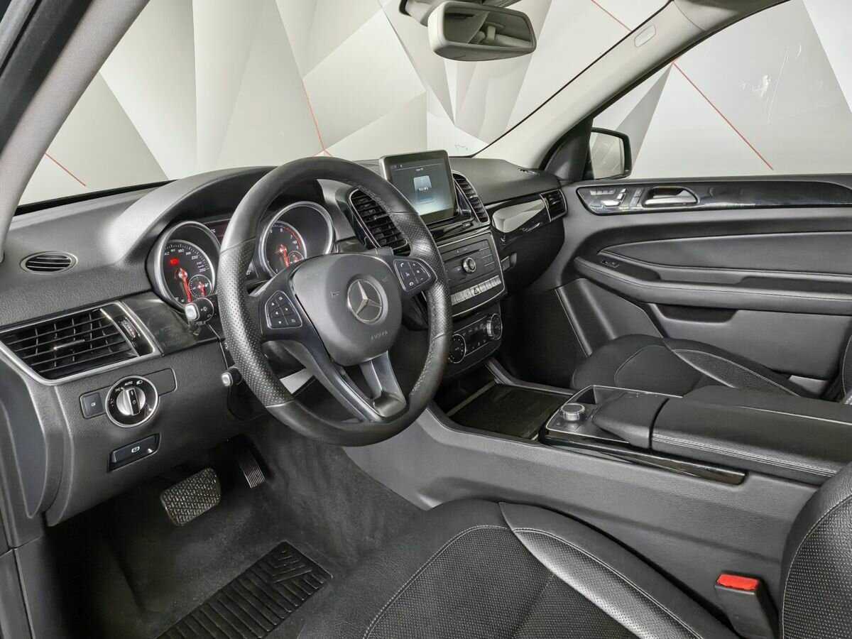 Купить Mercedes-Benz GLE с пробегом. Фото: #13