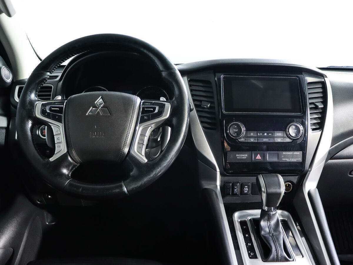 Купить Mitsubishi Pajero Sport с пробегом. Фото: #11