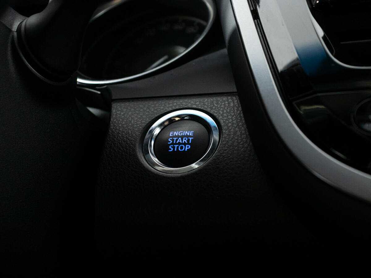 Купить Toyota Camry с пробегом. Фото: #17