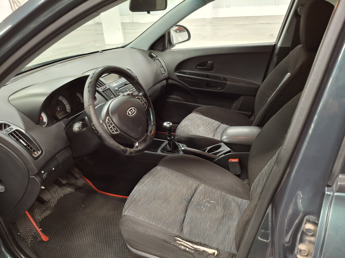 Купить Kia Ceed с пробегом. Фото: #15