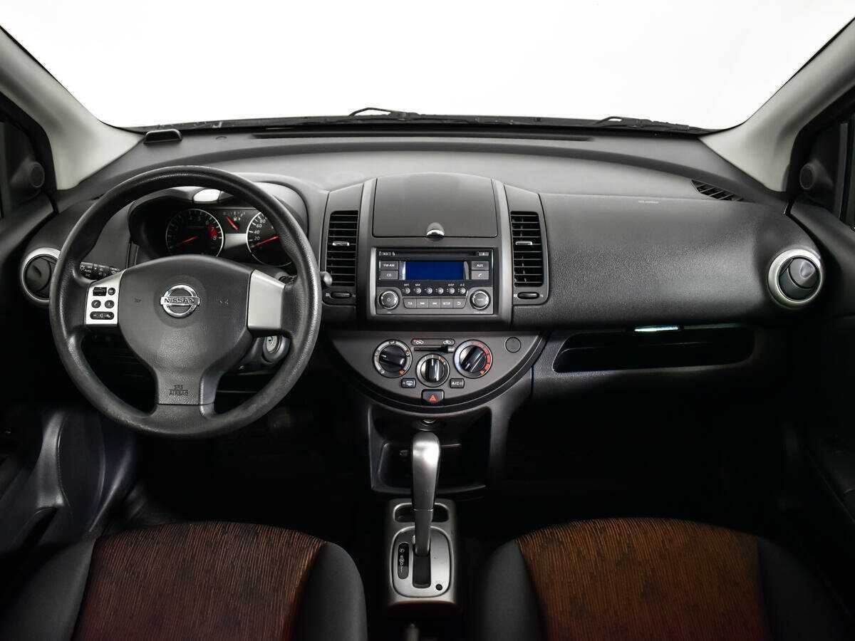 Купить Nissan Note с пробегом. Фото: #11