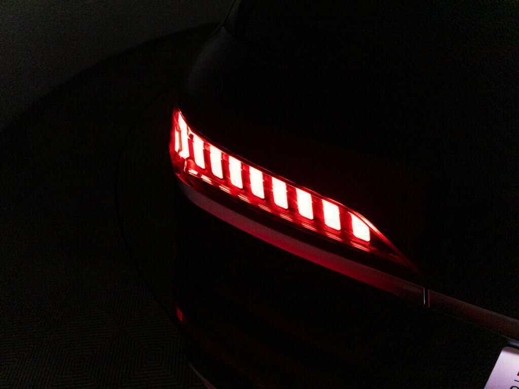 Купить Audi Q7 с пробегом. Фото: #27