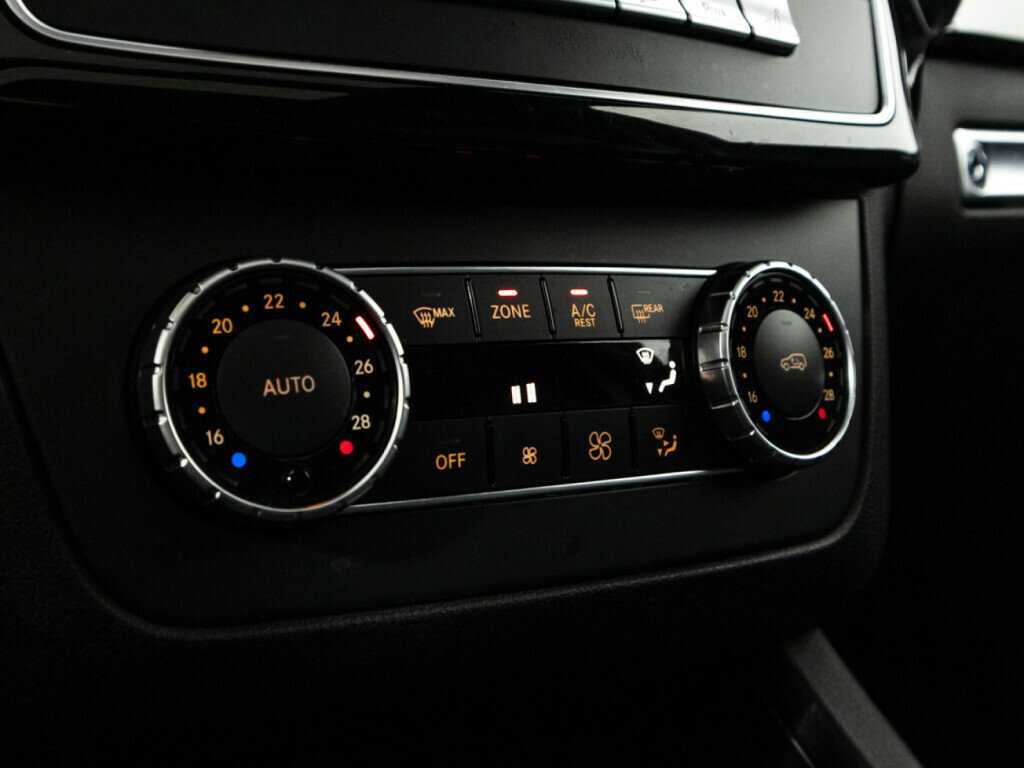 Купить Mercedes-Benz GLE с пробегом. Фото: #17