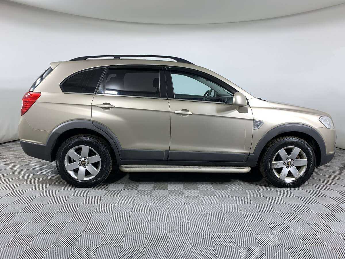 Купить Chevrolet Captiva с пробегом. Фото: #3
