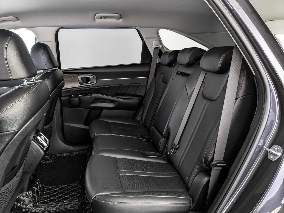 Купить Kia Sorento с пробегом. Фото: #12