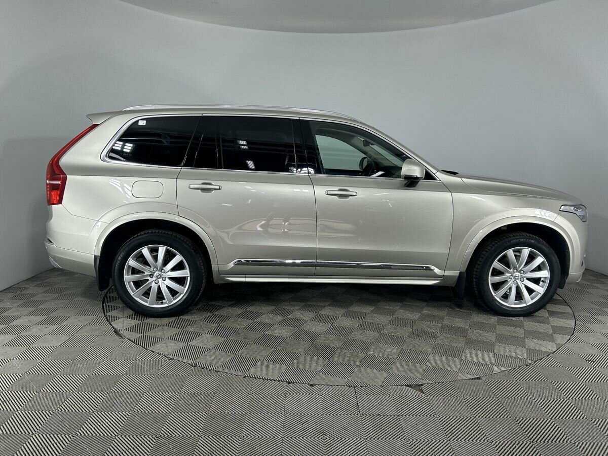 Купить Volvo XC90 с пробегом. Фото: #3