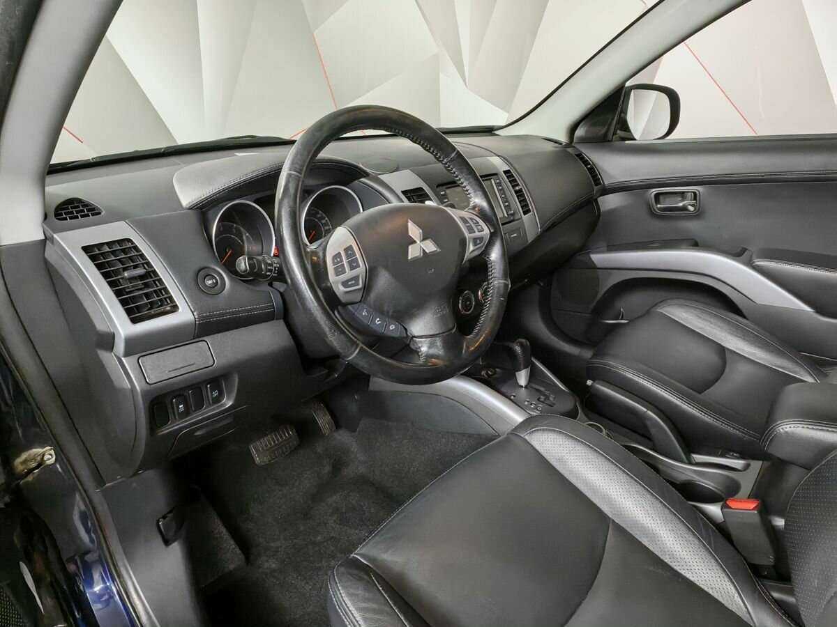 Купить Mitsubishi Outlander с пробегом. Фото: #13