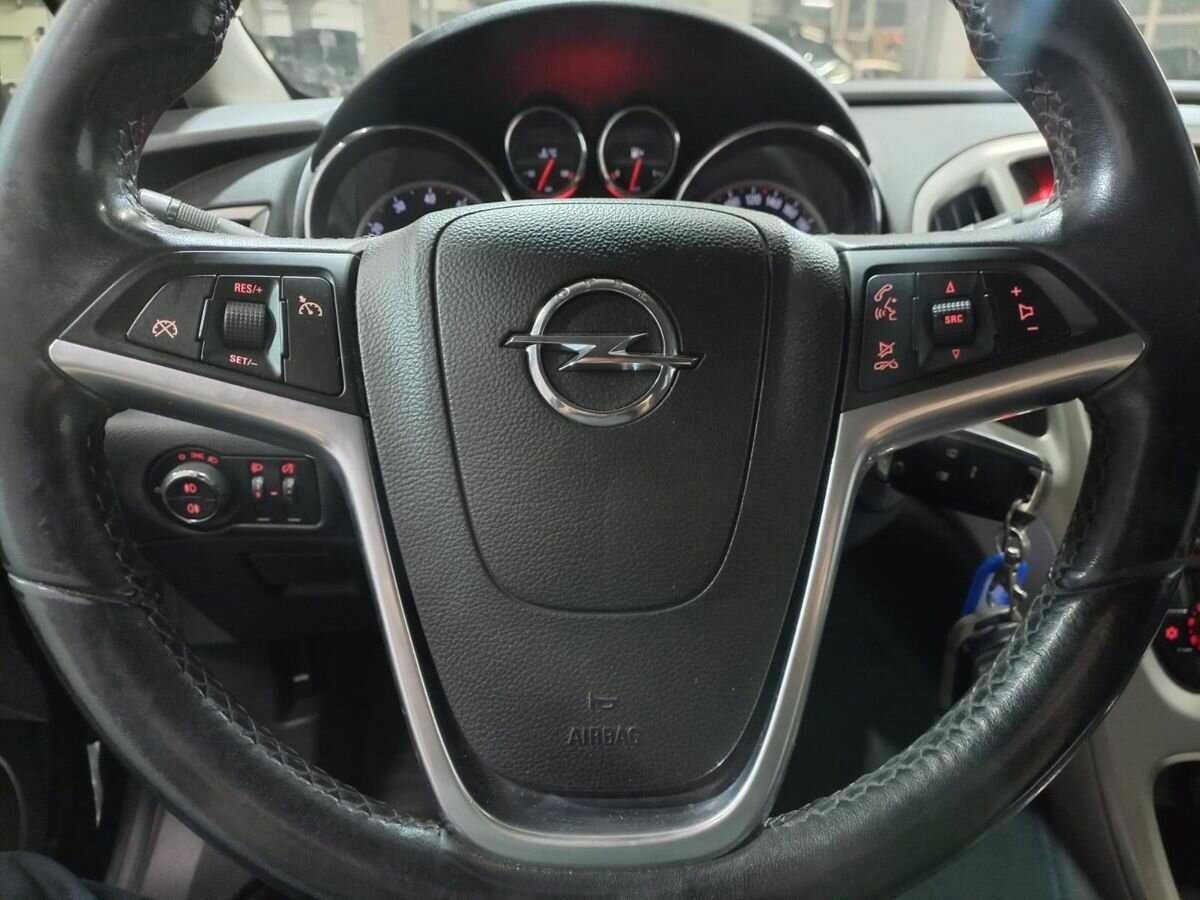 Купить Opel Astra с пробегом. Фото: #11