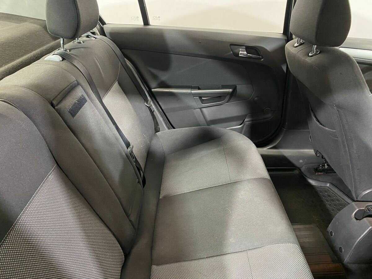 Купить Opel Astra с пробегом. Фото: #10