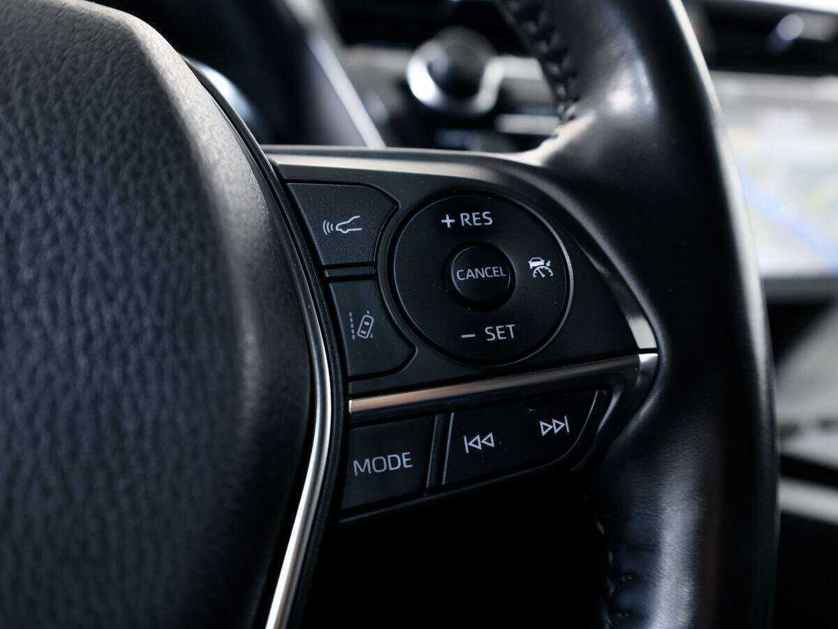 Купить Toyota Camry с пробегом. Фото: #19