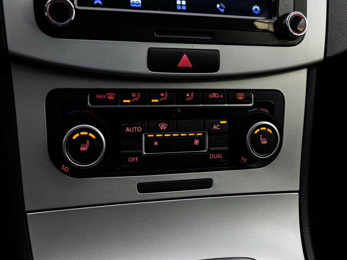Купить Volkswagen Passat с пробегом. Фото: #12