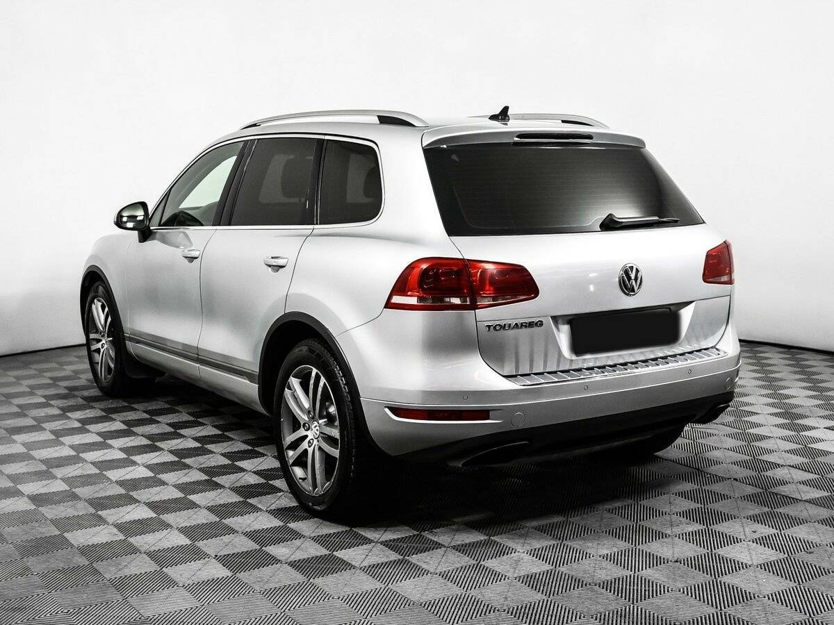 Купить Volkswagen Touareg с пробегом. Фото: #6