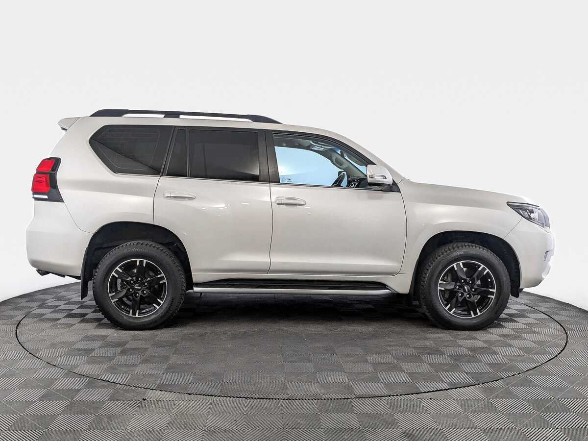 Купить Toyota Land Cruiser Prado с пробегом. Фото: #3