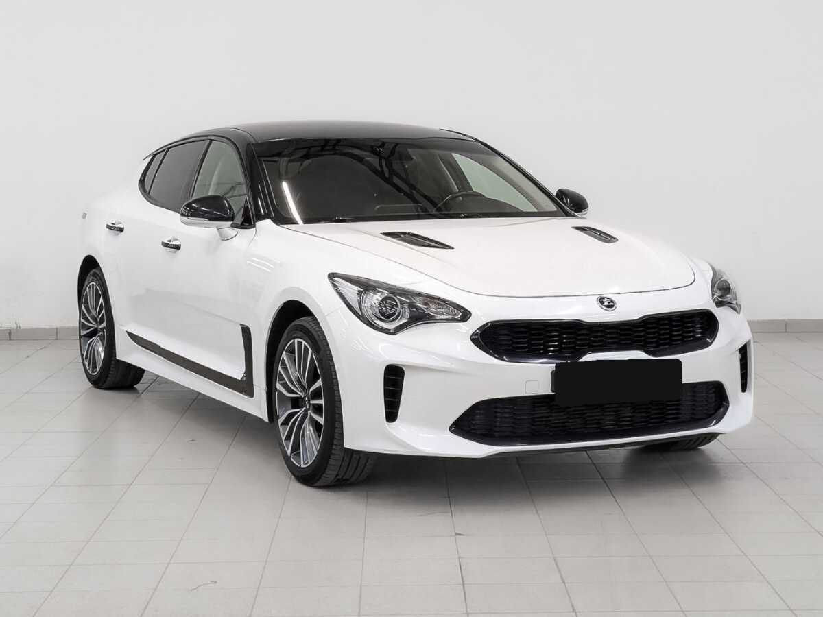 Купить Kia Stinger с пробегом. Фото: #2
