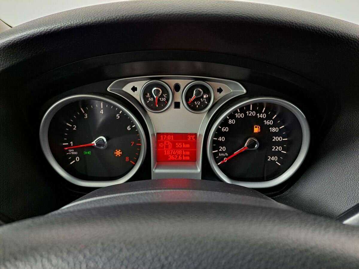 Купить Ford Focus с пробегом. Фото: #10