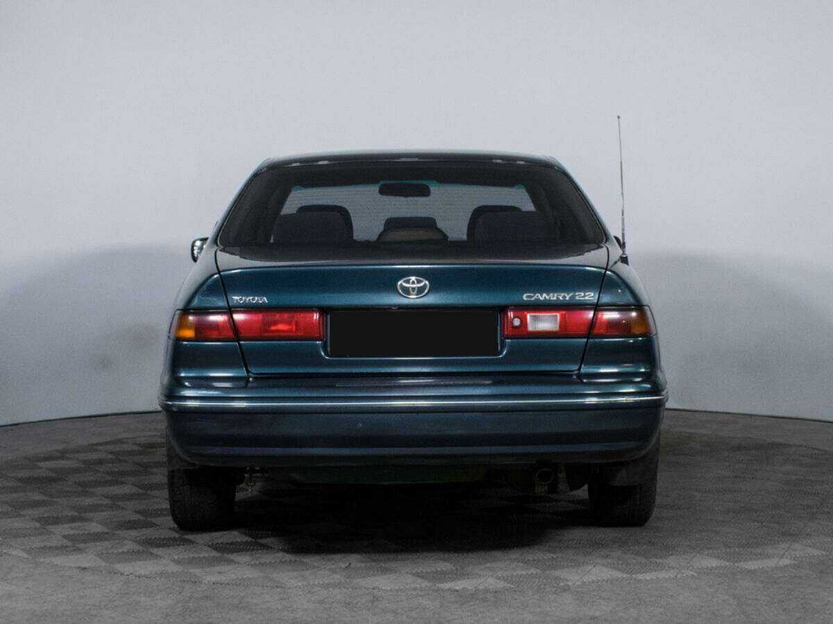 Купить Toyota Camry с пробегом. Фото: #4