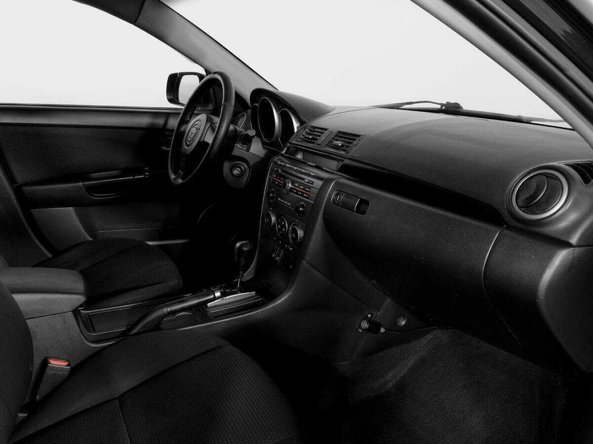Купить Mazda 3 с пробегом. Фото: #8
