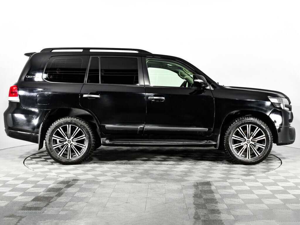 Купить Toyota Land Cruiser с пробегом. Фото: #3