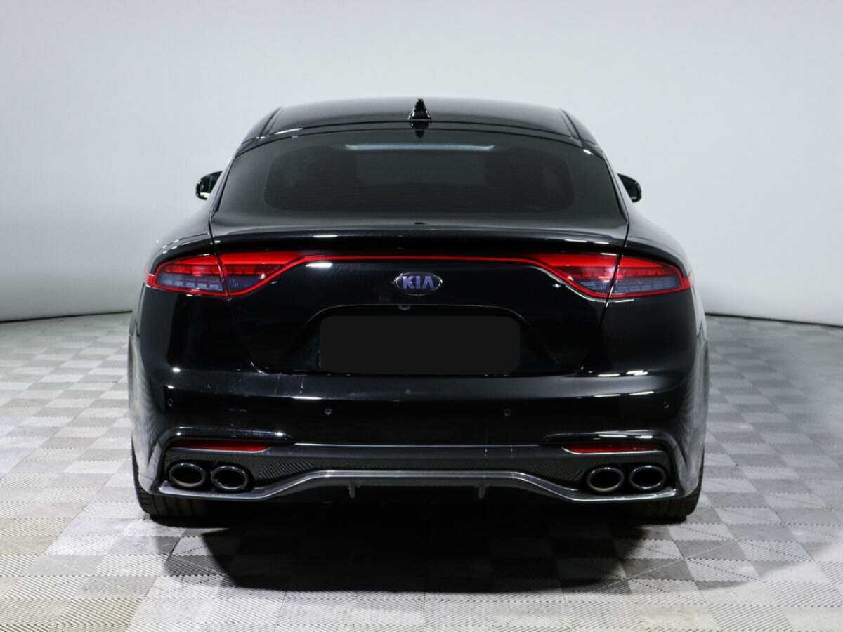 Купить Kia Stinger с пробегом. Фото: #4