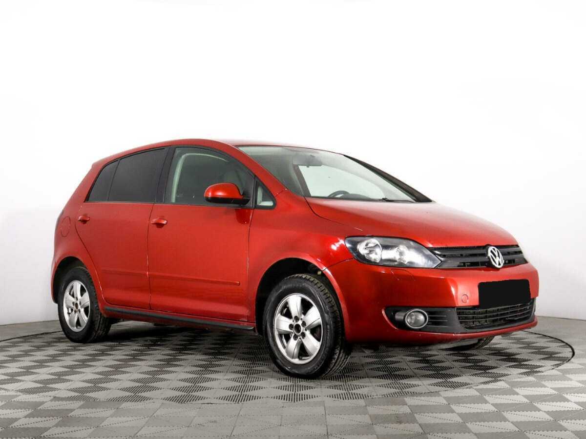 Купить Volkswagen Golf Plus с пробегом. Фото: #2