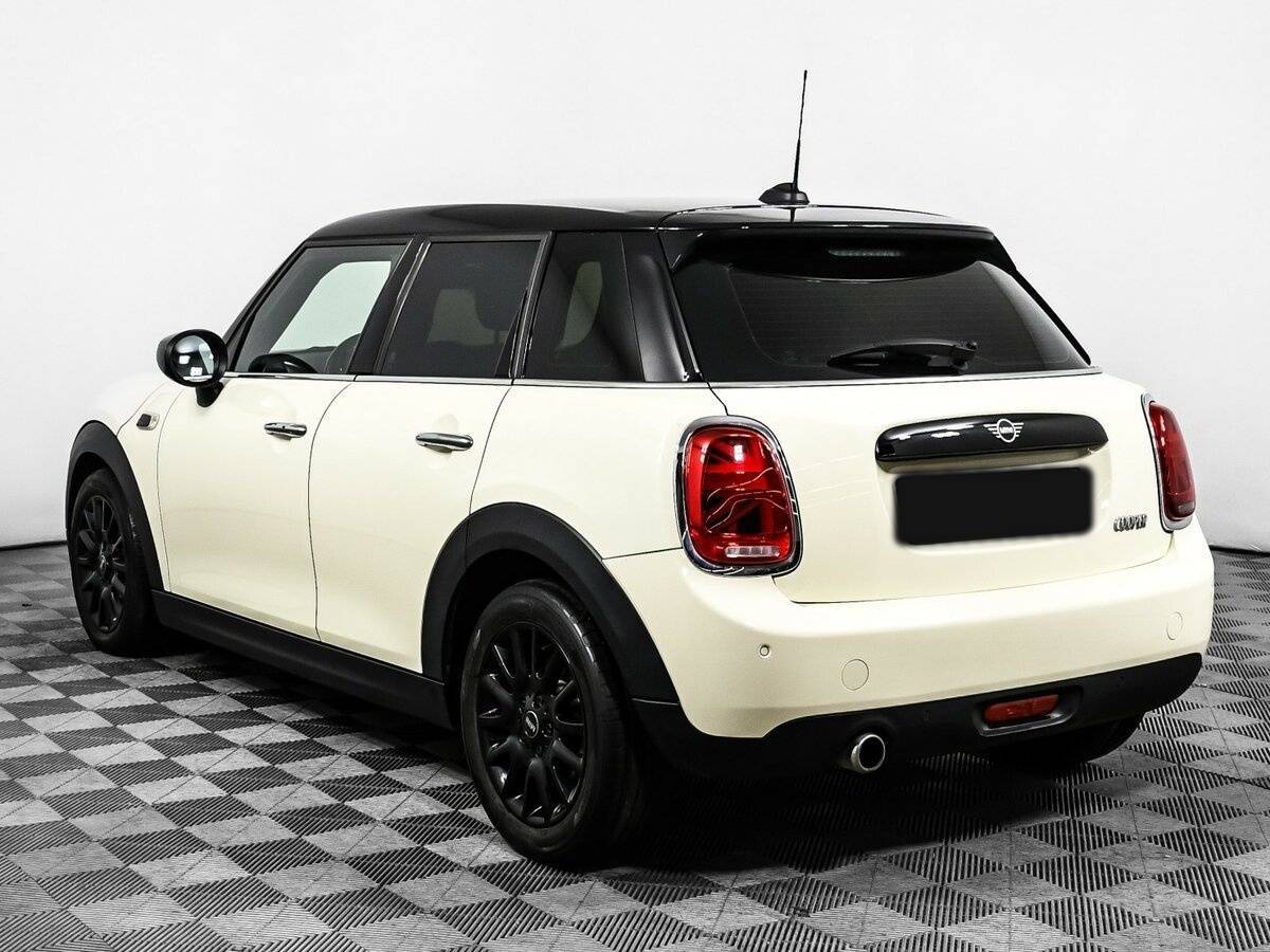 Купить Mini Hatch с пробегом. Фото: #6