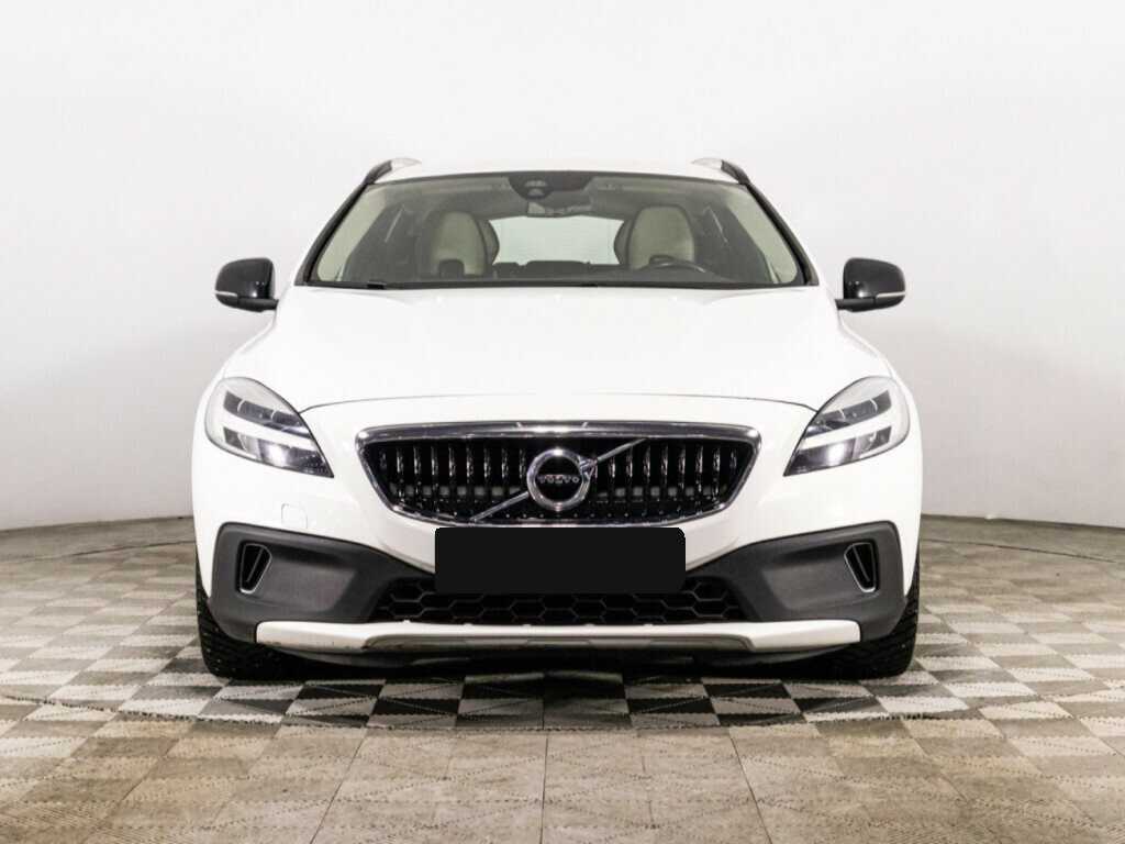 Купить Volvo V40 Cross Country с пробегом. Фото: #1