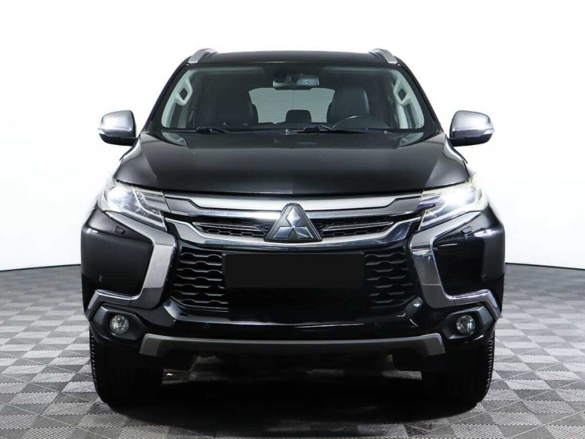 Купить Mitsubishi Pajero Sport с пробегом. Фото: #1