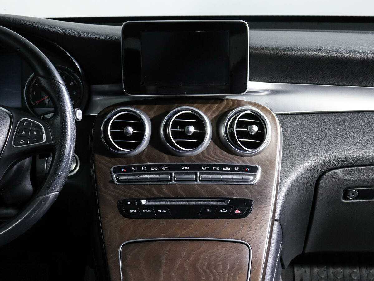 Купить Mercedes-Benz GLC с пробегом. Фото: #10