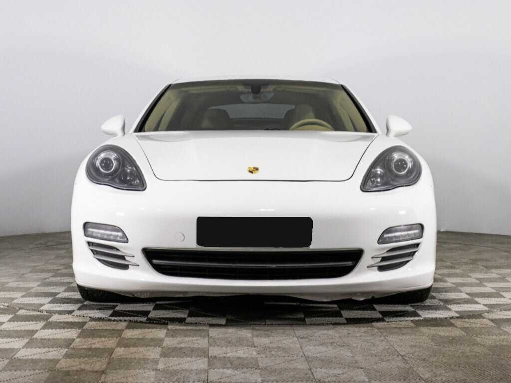 Купить Porsche Panamera с пробегом. Фото: #1