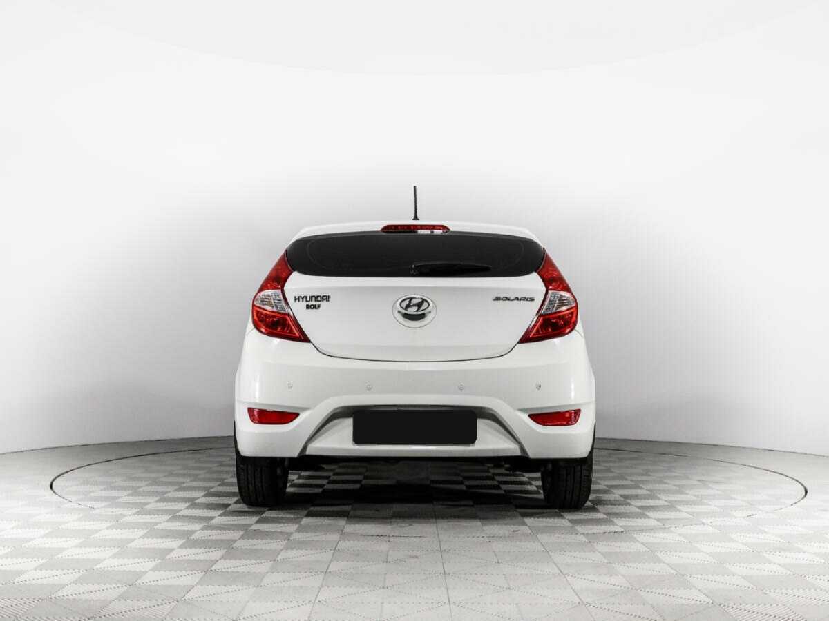 Купить Hyundai Solaris с пробегом. Фото: #5