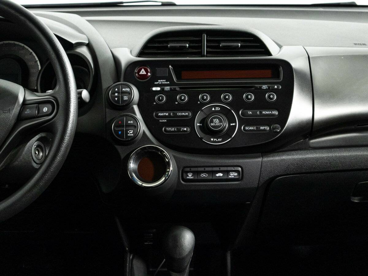 Купить Honda Jazz с пробегом. Фото: #13