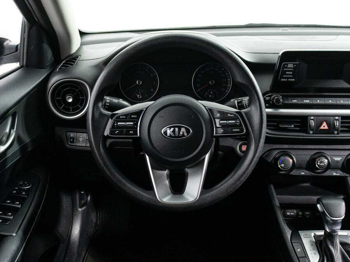 Купить Kia K3 с пробегом. Фото: #17