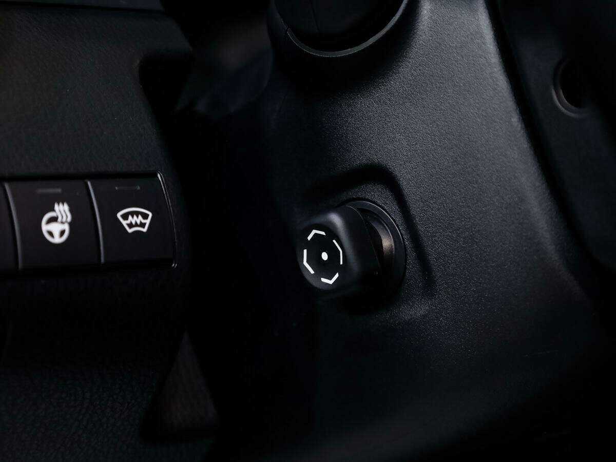 Купить Toyota Camry с пробегом. Фото: #16